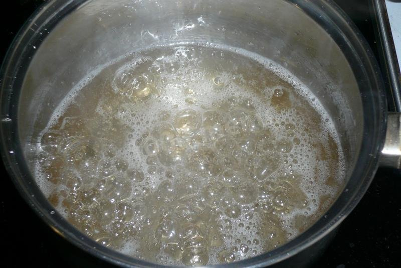Kornelkirschenmarmelade