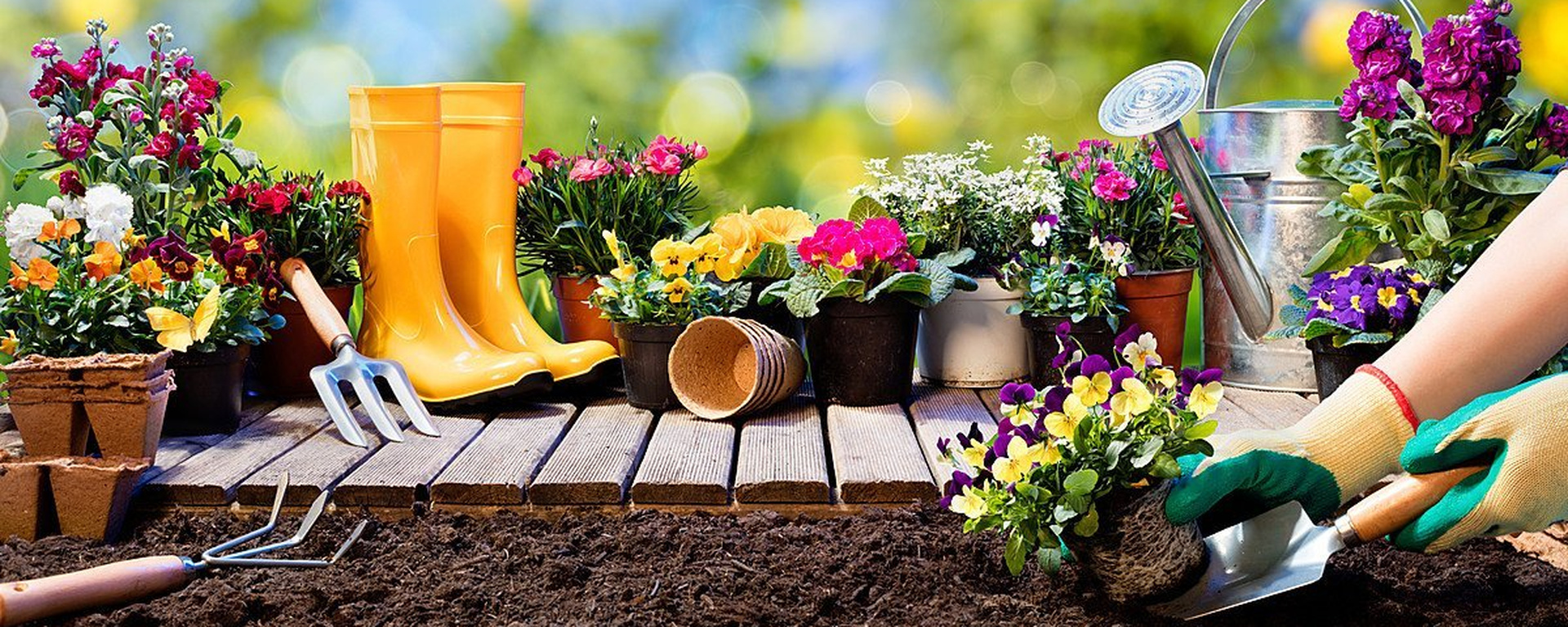 Gartenartikel, die stets erforderlich sind