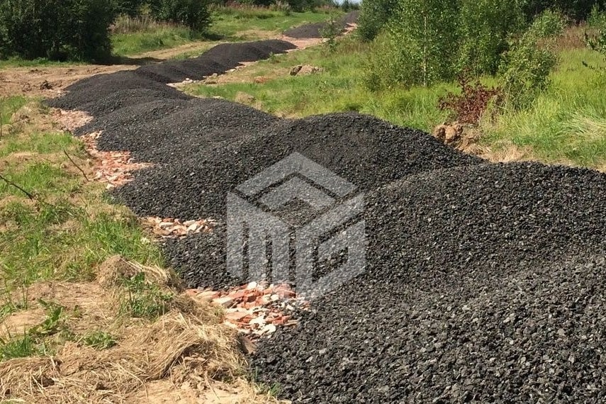 Wie erfolgt die Verlegung von Asphaltgranulat?