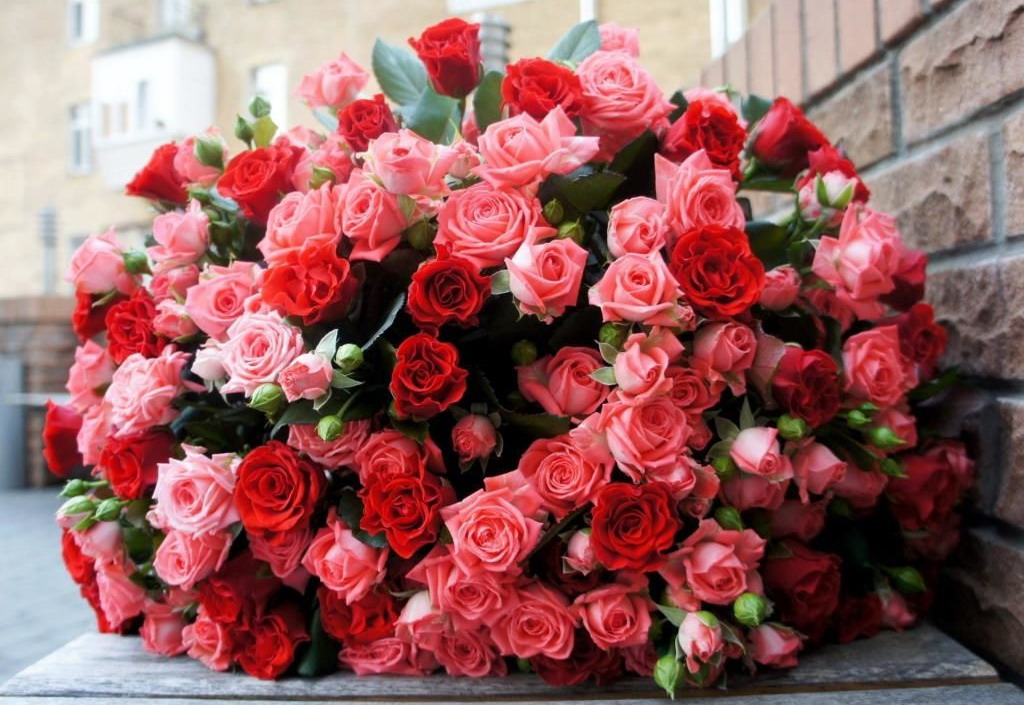 Wie wählt man den besten Rosenstrauß aus?