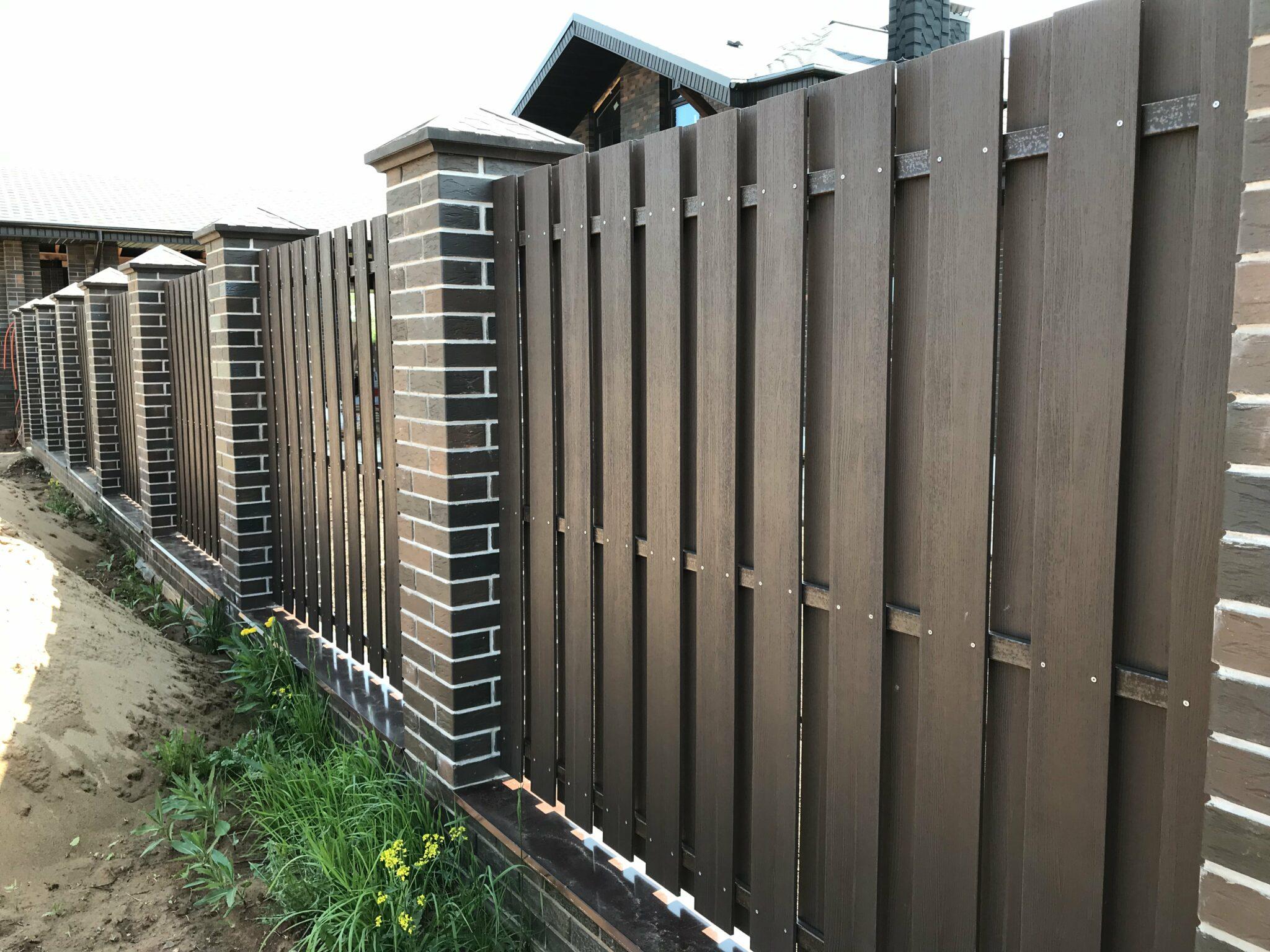 Warum sollten Sie einen Zaun aus Decking wählen?